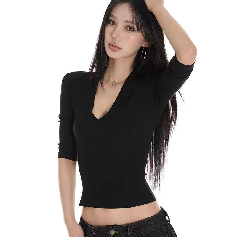 Women's Y2K Black V-Neck Drop Shoulder Short Sleeve Crop T-Shirt Summer Slim Fit Unique Casual Tee Tops Pro Choice Women Clothes