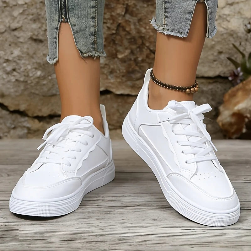 Women White Platform Sneakers 2026 New Fashion Lace Up Skate Shoes Ladies Light Soft Leather Casual Walking Shoes Non Slip Flat Sole All Match Daily Outdoor Comfy Versatile White Trainer Footwear Trendy Minimalist Basic White